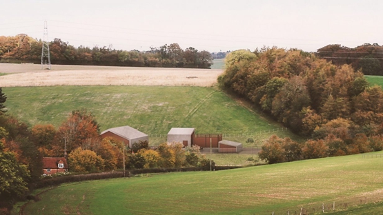 BIM建筑|格里姆肖设计伪装成谷仓的通风井
