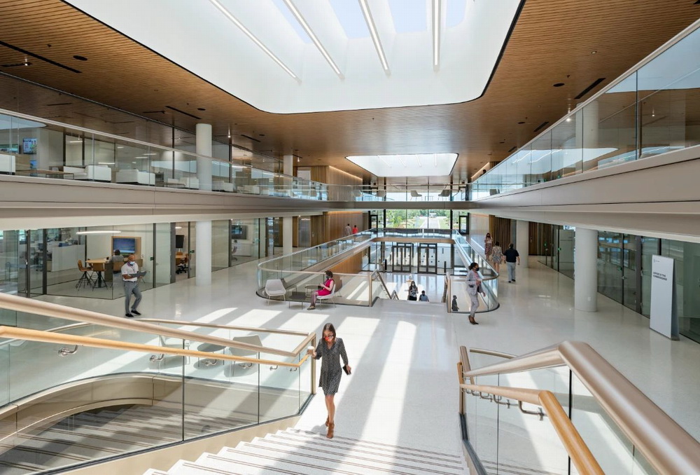 BIM建筑|美国PGA巡回赛总部 / 福斯特建筑事务所