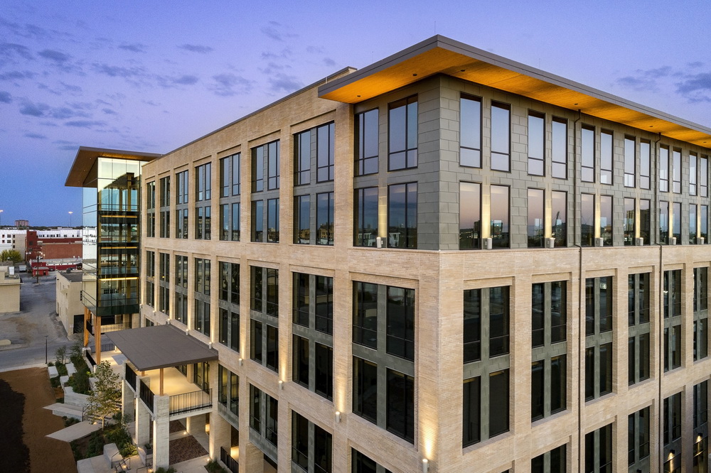 BIM建筑|德州首个大型木结构办公楼“The Soto”/ BOKA Powell