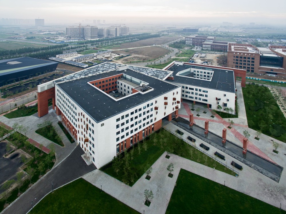 BIM建筑|东北大学文科2楼/THAD清华建筑设计院 庄惟敏