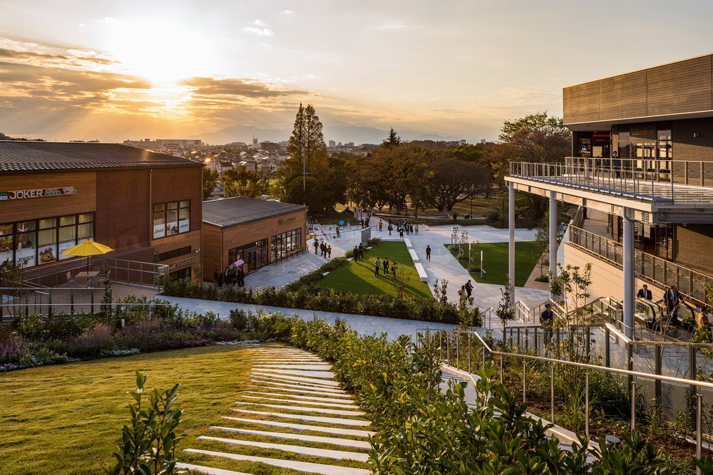 BIM建筑|日本南町田Grandberry Park公园商业综合体 / LLA