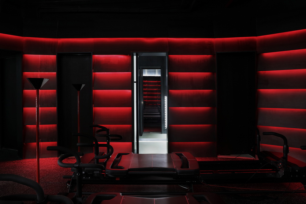 BIM建筑|The Megaformer Lab 健身工作室 / 无定设计