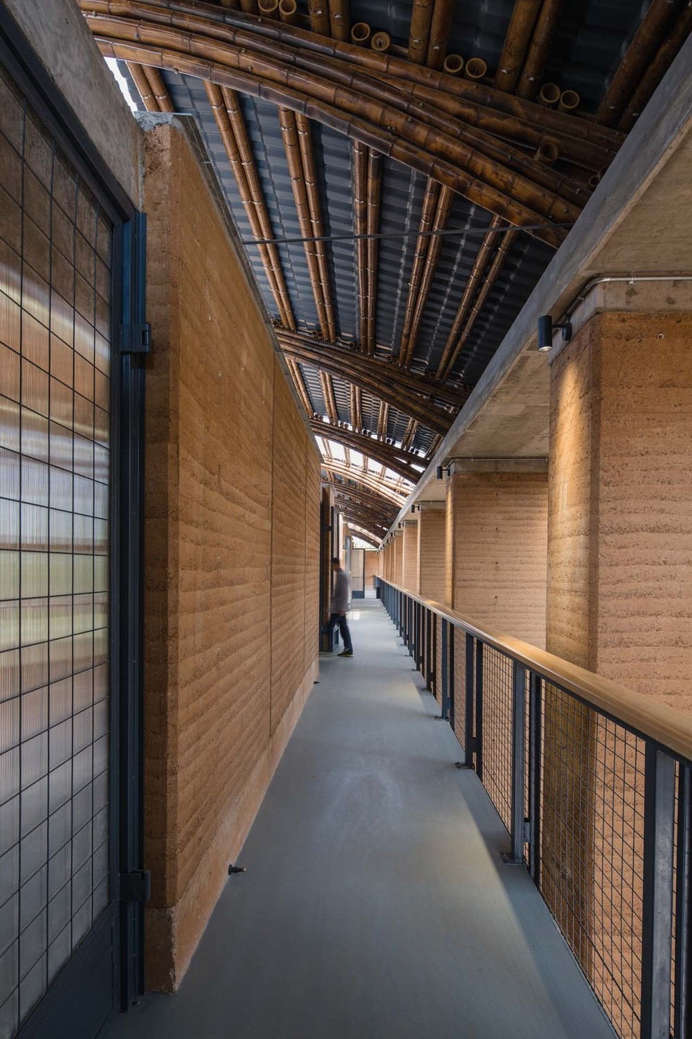 BIM建筑|生土工房（暨云南乡村振兴研究发展中心） / 一专一村