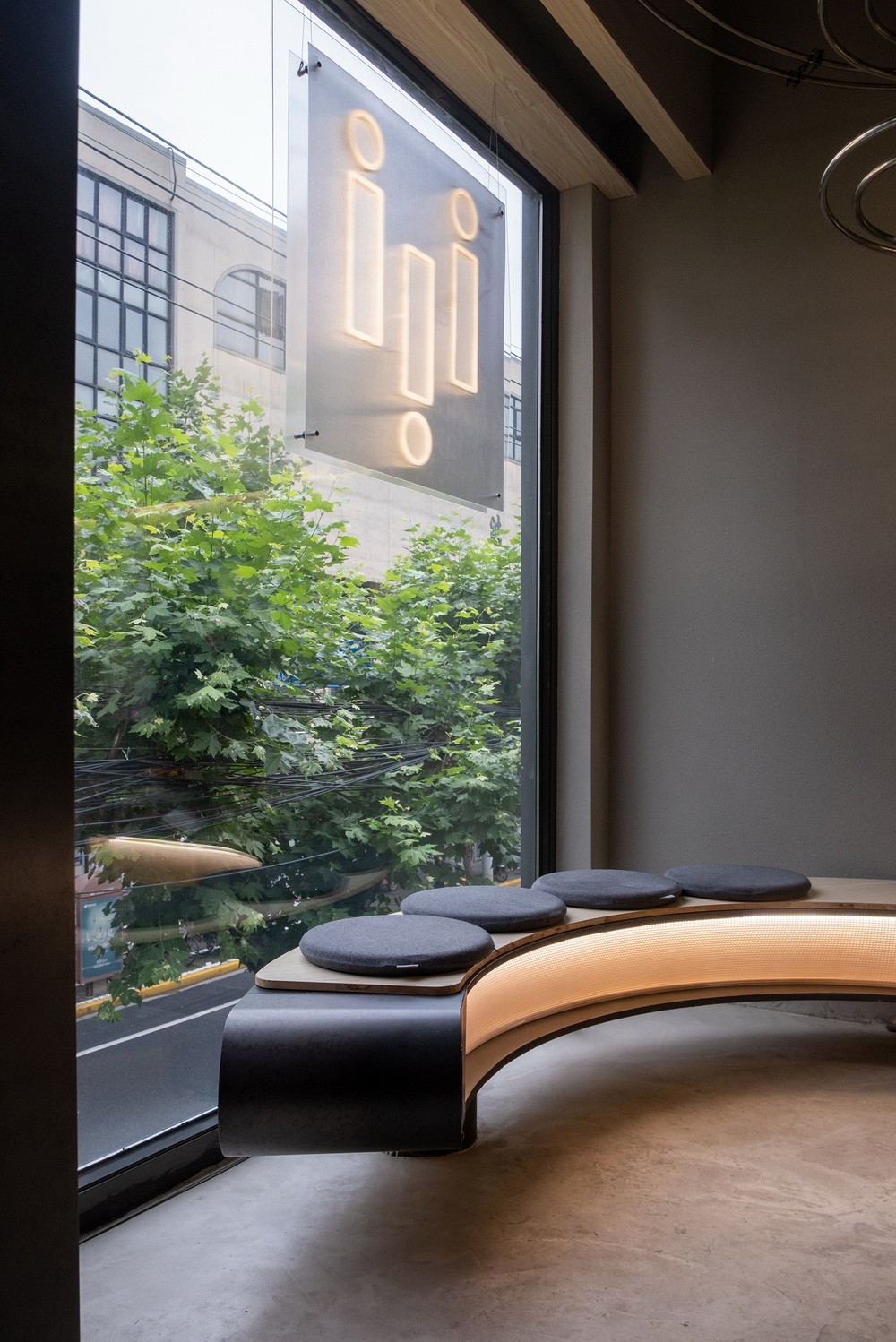 BIM建筑|The Megaformer Lab 健身工作室 / 无定设计