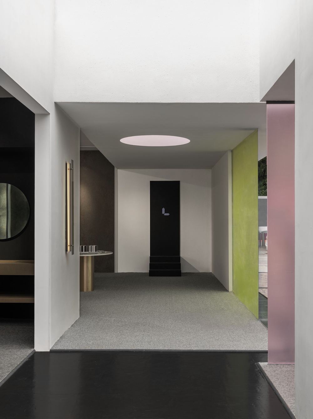 BIM建筑|将至上主义绘画转译成三维空间：层岩叠影展厅/朴居设计研究室