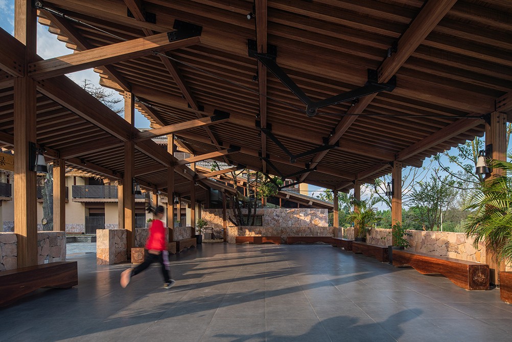 BIM建筑|李巷村村口公共空间再生/东大院 建筑技术与艺术（ATA）工作室