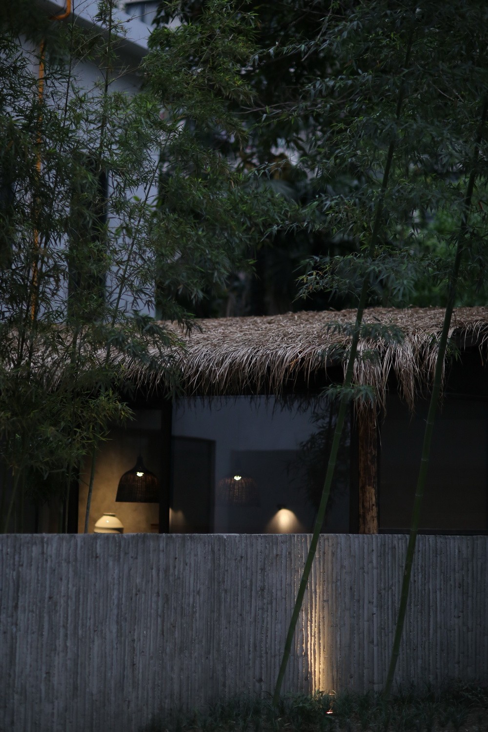 BIM建筑|在成都城中安放一片山林，是以不知春斋茶宿/ 时地建筑