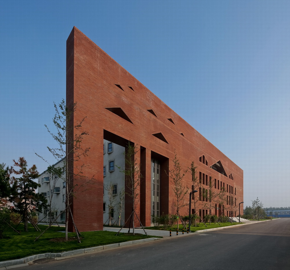 BIM建筑|东北大学文科2楼/THAD清华建筑设计院 庄惟敏