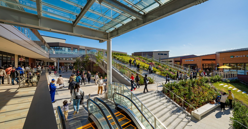 BIM建筑|日本南町田Grandberry Park公园商业综合体 / LLA