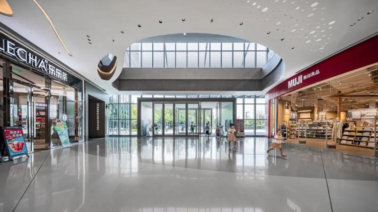 上海新田360广场：浦东腹地的“品质生活社交场”