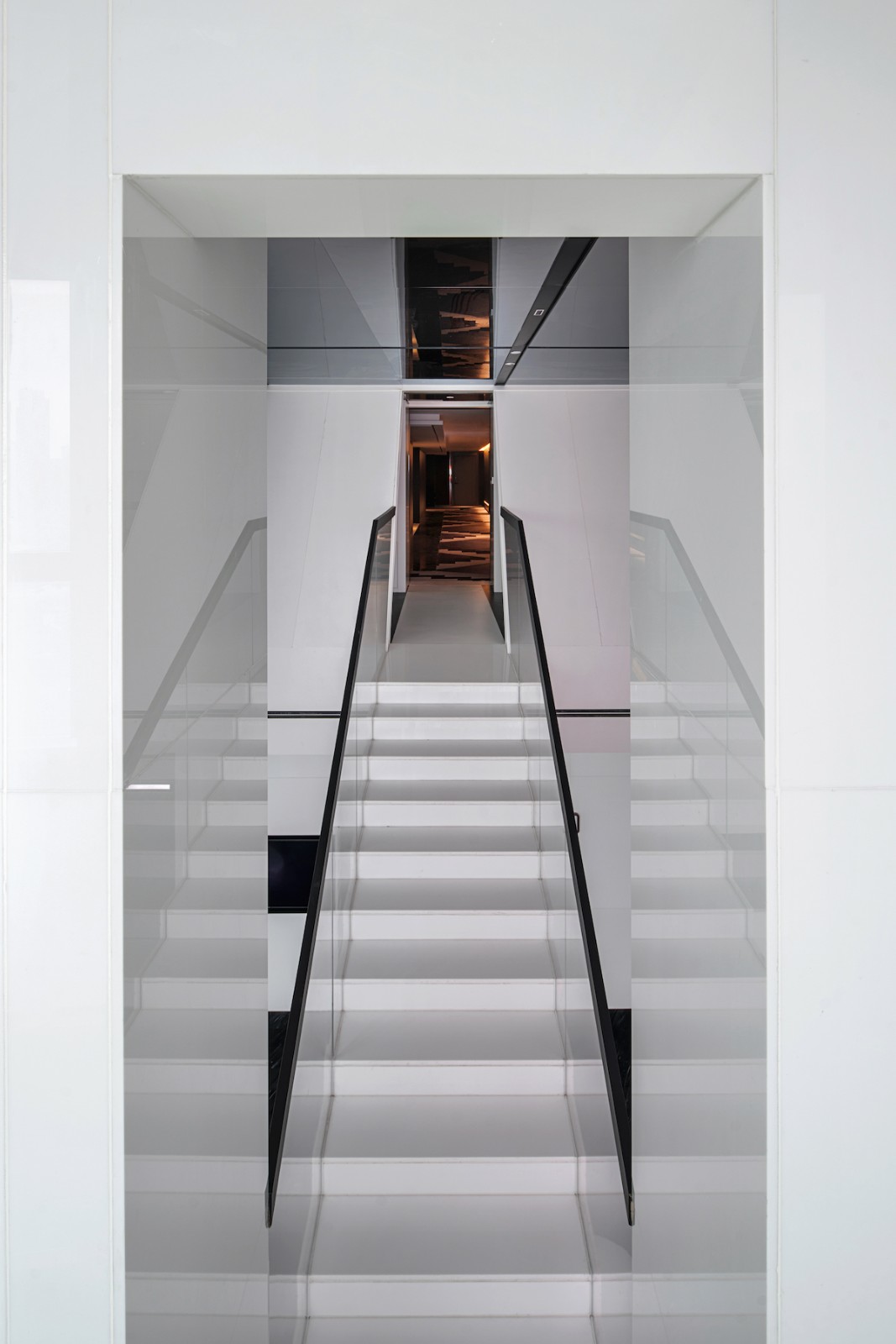 BIM建筑|ISEYA 浮云高空酒店【朝天门旗舰店】/布道空间设计