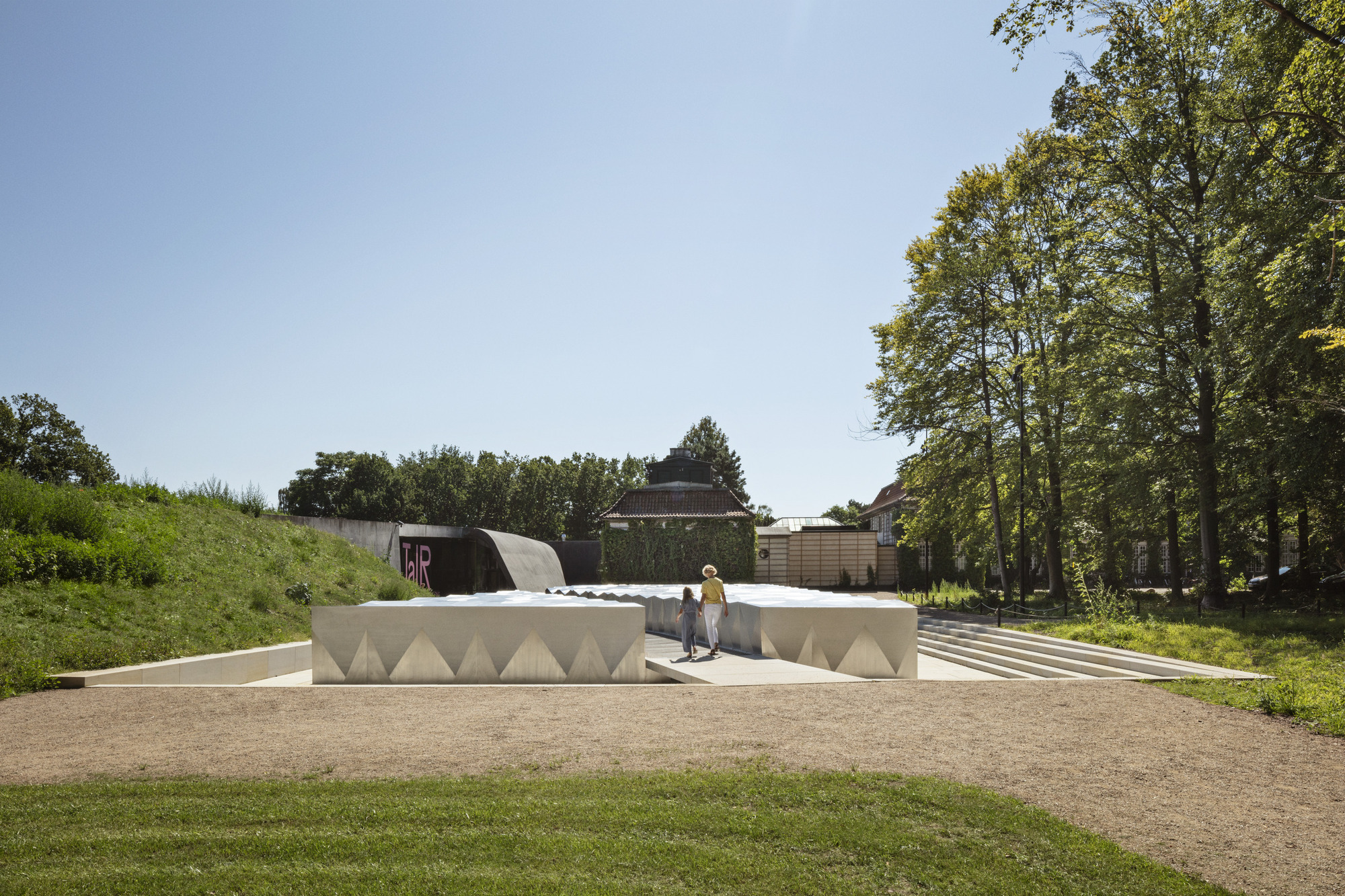 BIM建筑|奥德罗普格园林博物馆地下扩建项目 / Snøhetta