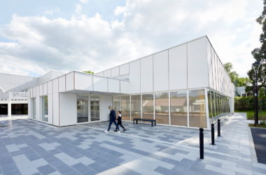 BIM建筑|法国第一座大麻混凝土砌块体育馆/Lemoal Lemoal Architectes-BIM建筑网