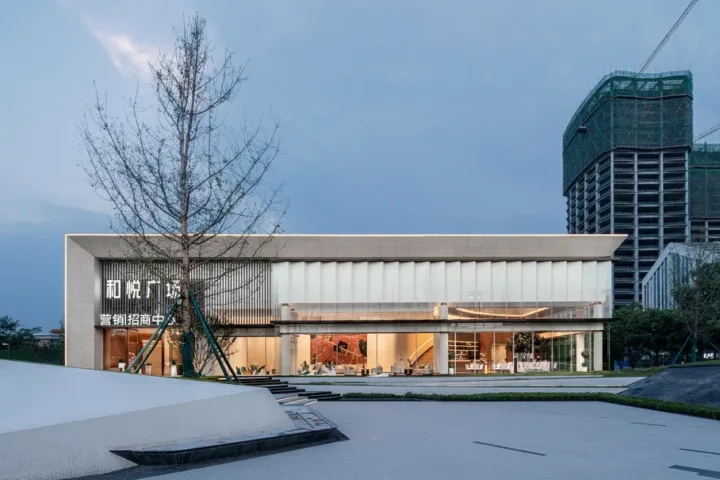 BIM建筑|成都成华和悦广场营销中心 / 汉嘉西南院