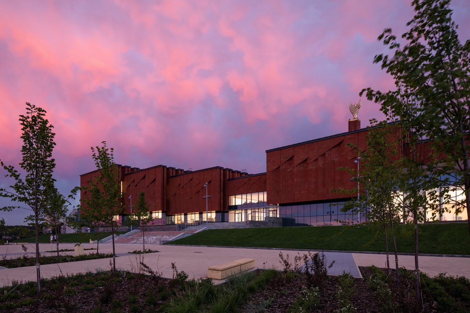 BIM建筑|鞑靼斯坦共和国国家图书馆 / XOPA