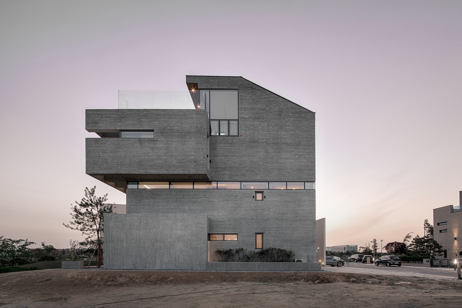 BIM建筑|L.M住宅 / DESIGN GROUP COLLABO