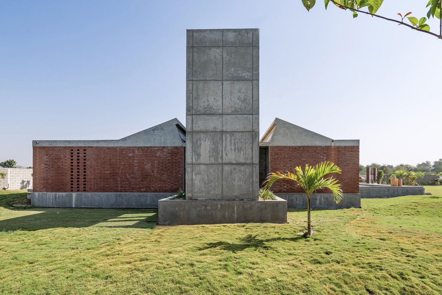 BIM建筑| 双湾之家 / MISA ARCHITECTS