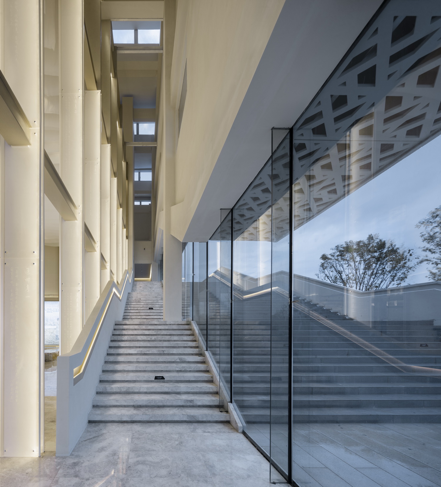 BIM建筑|“方仓圆廪”的田园理想，海门云谷农展馆/gad