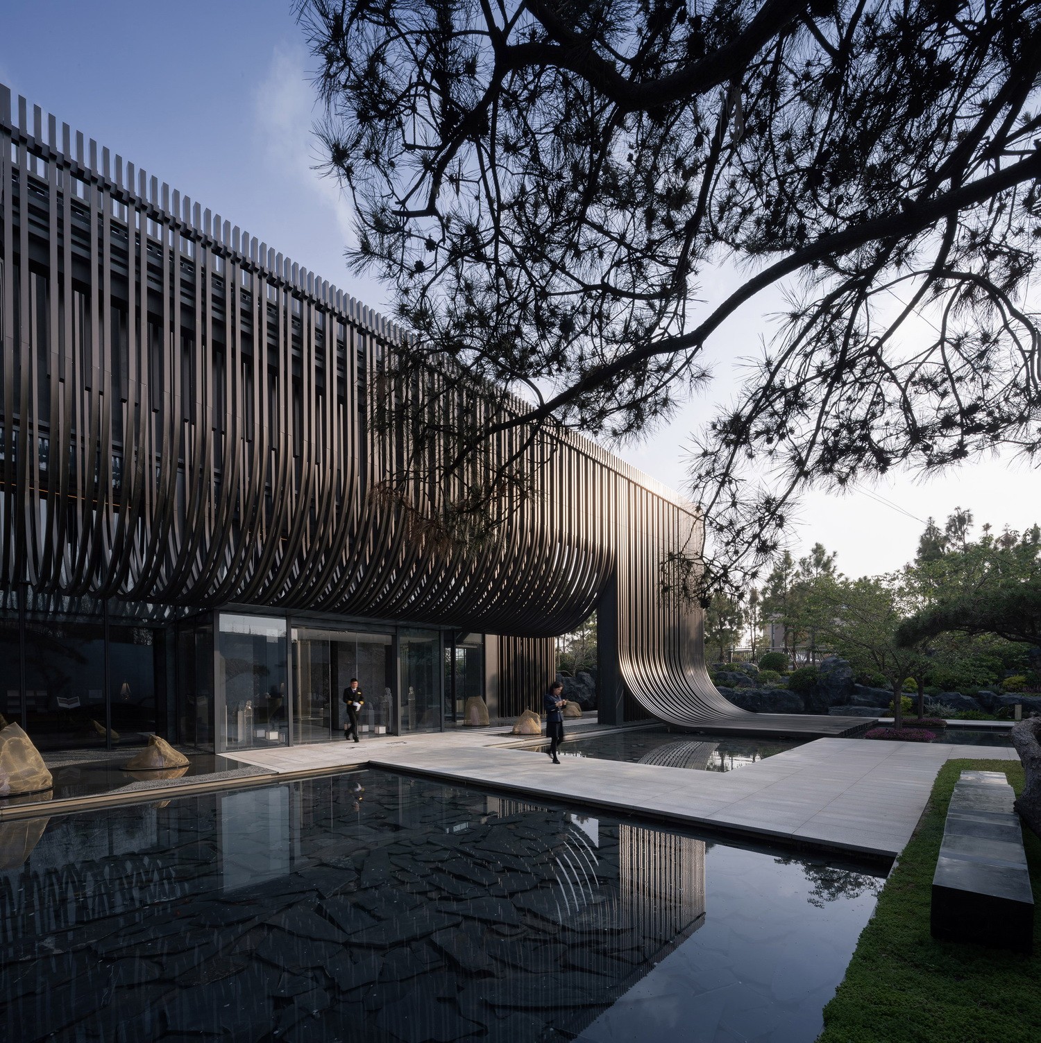 BIM建筑|美的禹洲·大河艺术馆/ PTA上海柏涛