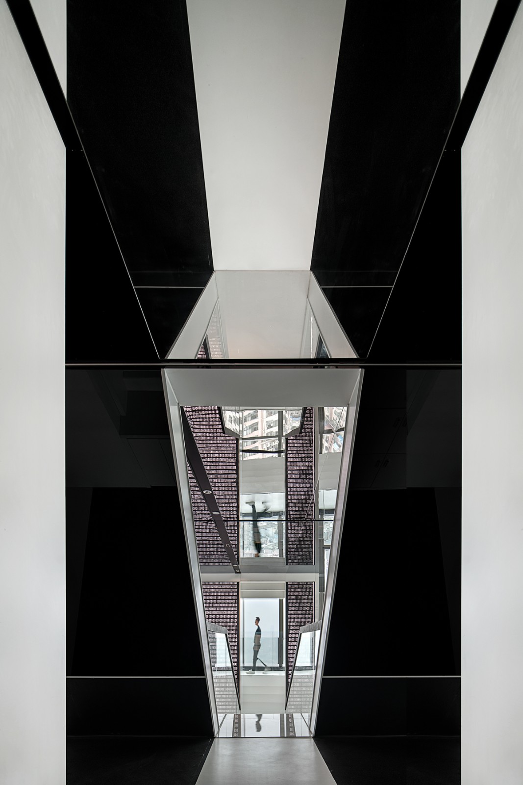 BIM建筑|ISEYA 浮云高空酒店【朝天门旗舰店】/布道空间设计