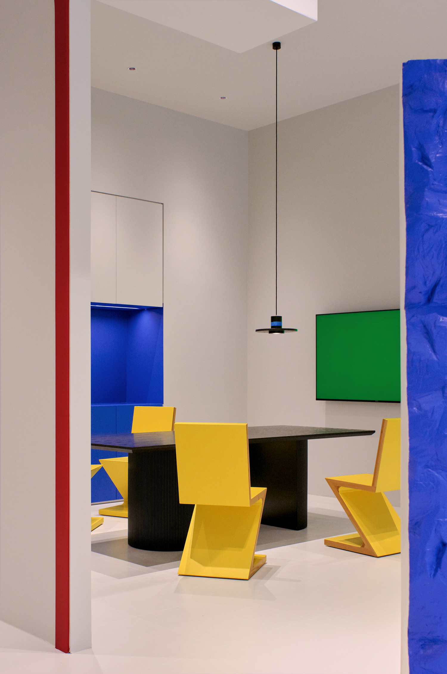 BIM建筑|本杰明·摩尔涂料金华体验中心，一场色彩爆发的随机空间实验/NDB Design新作