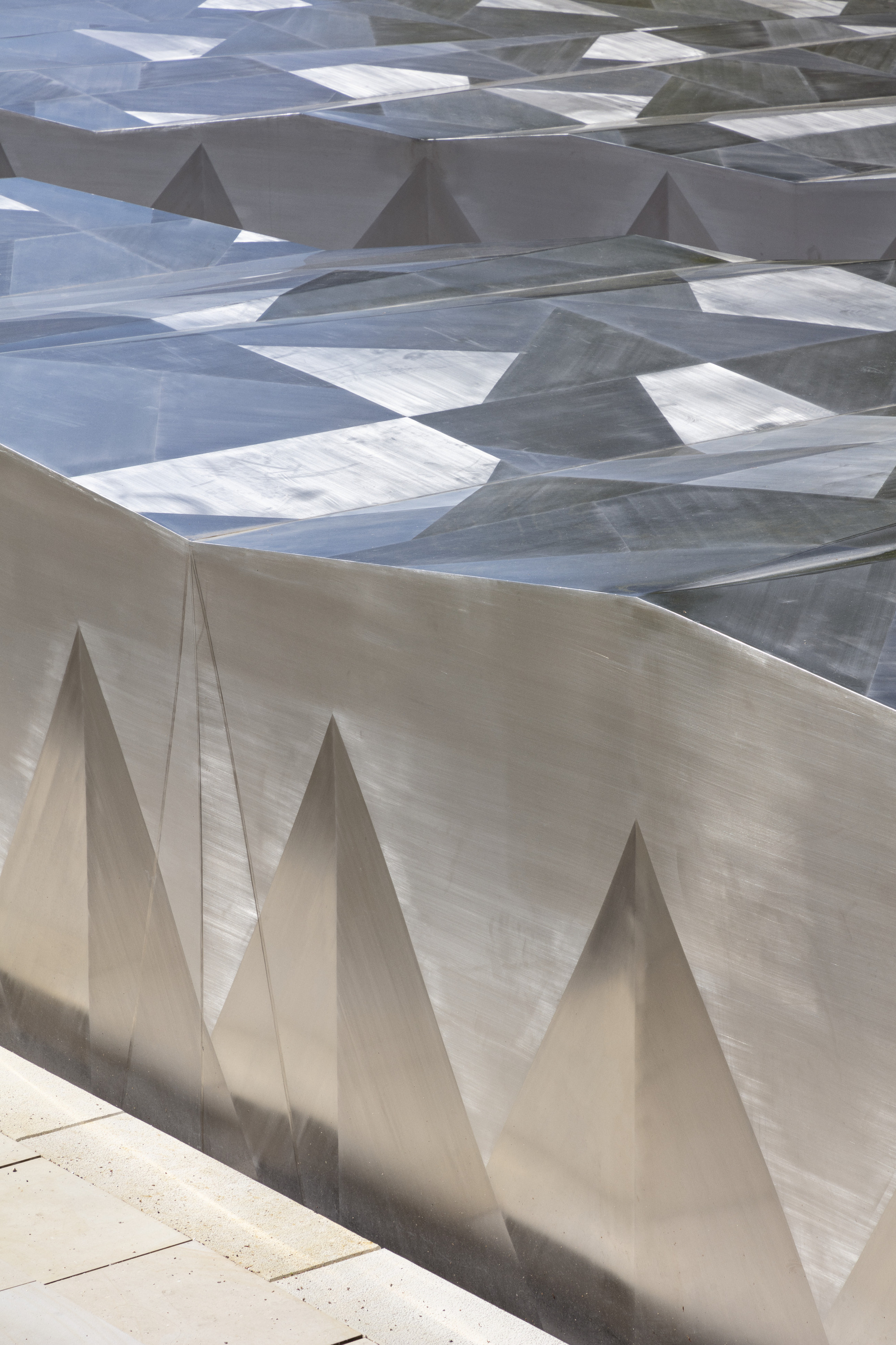 BIM建筑|奥德罗普格园林博物馆地下扩建项目 / Snøhetta