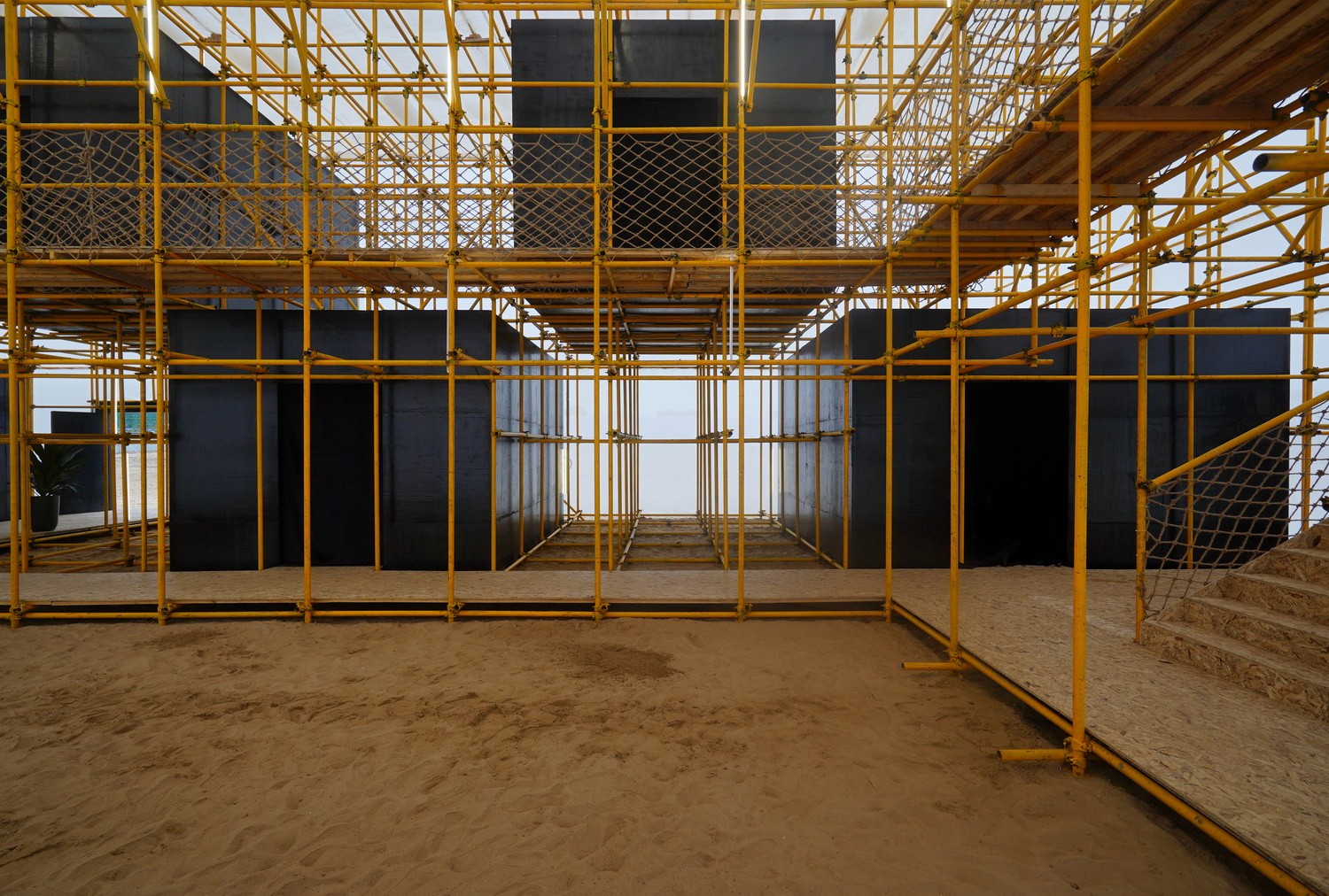 BIM建筑|晃神儿空间—阿那亚戏剧节“候鸟300”海滩临时美术馆/合木建筑工作室