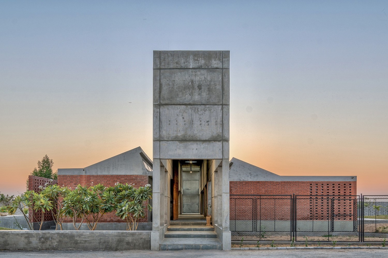 BIM建筑| 双湾之家 / MISA ARCHITECTS