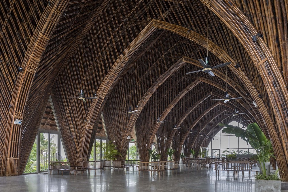 BIM建筑|大跨度拱形竹梁，Casamia 社区之家 / VTN Architects