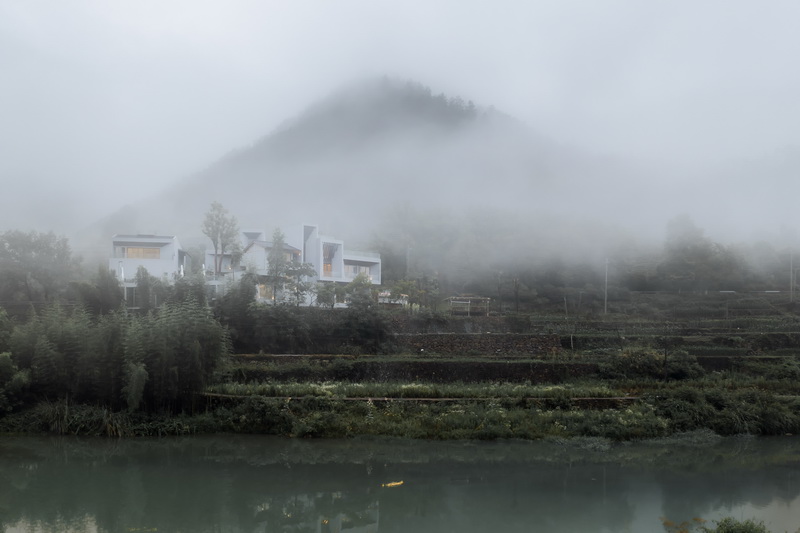 BIM建筑|山涧房 / 来建筑设计工作室