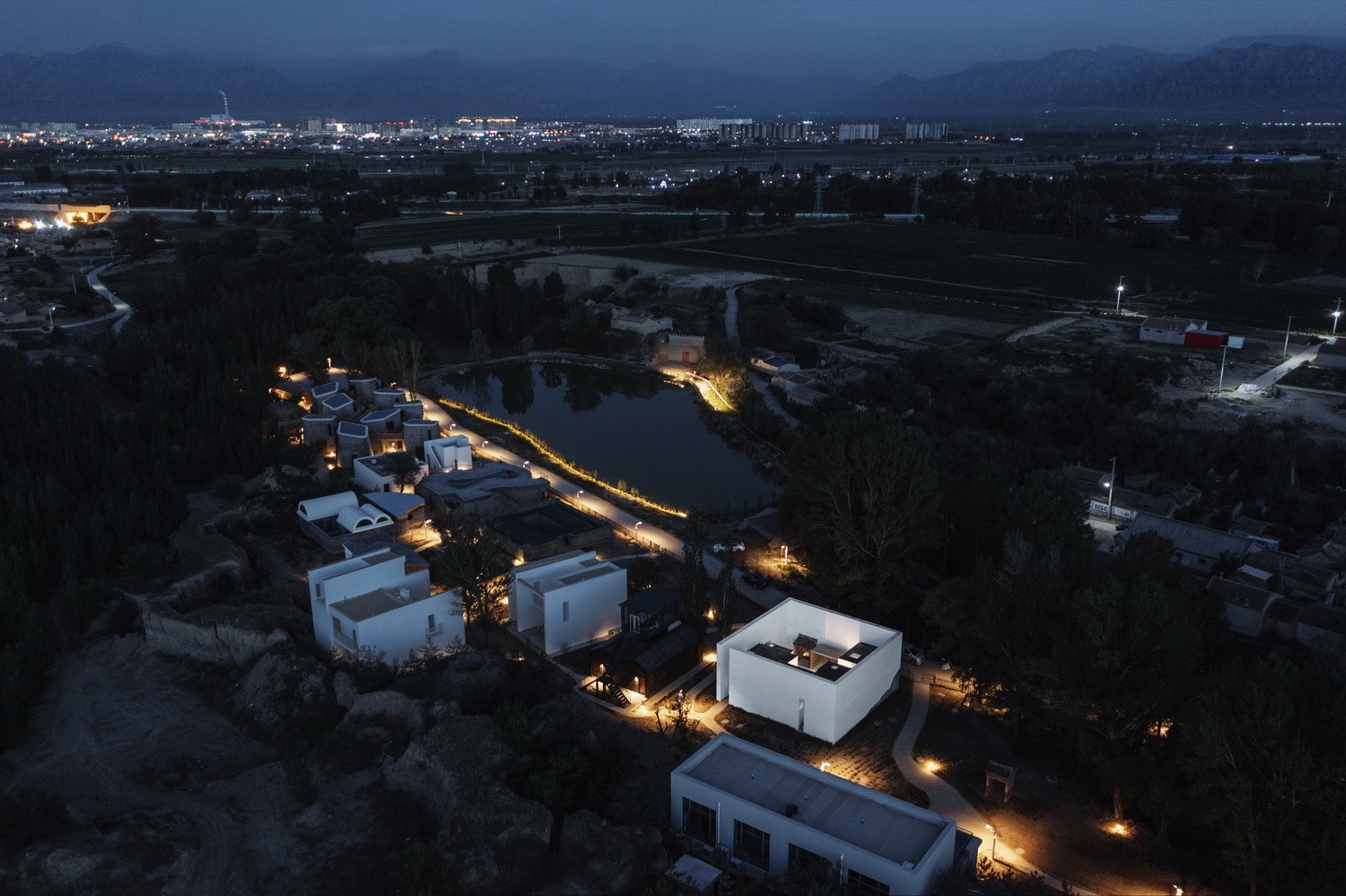 BIM建筑|陌生人：拒绝风景的房间/Wutopia Lab