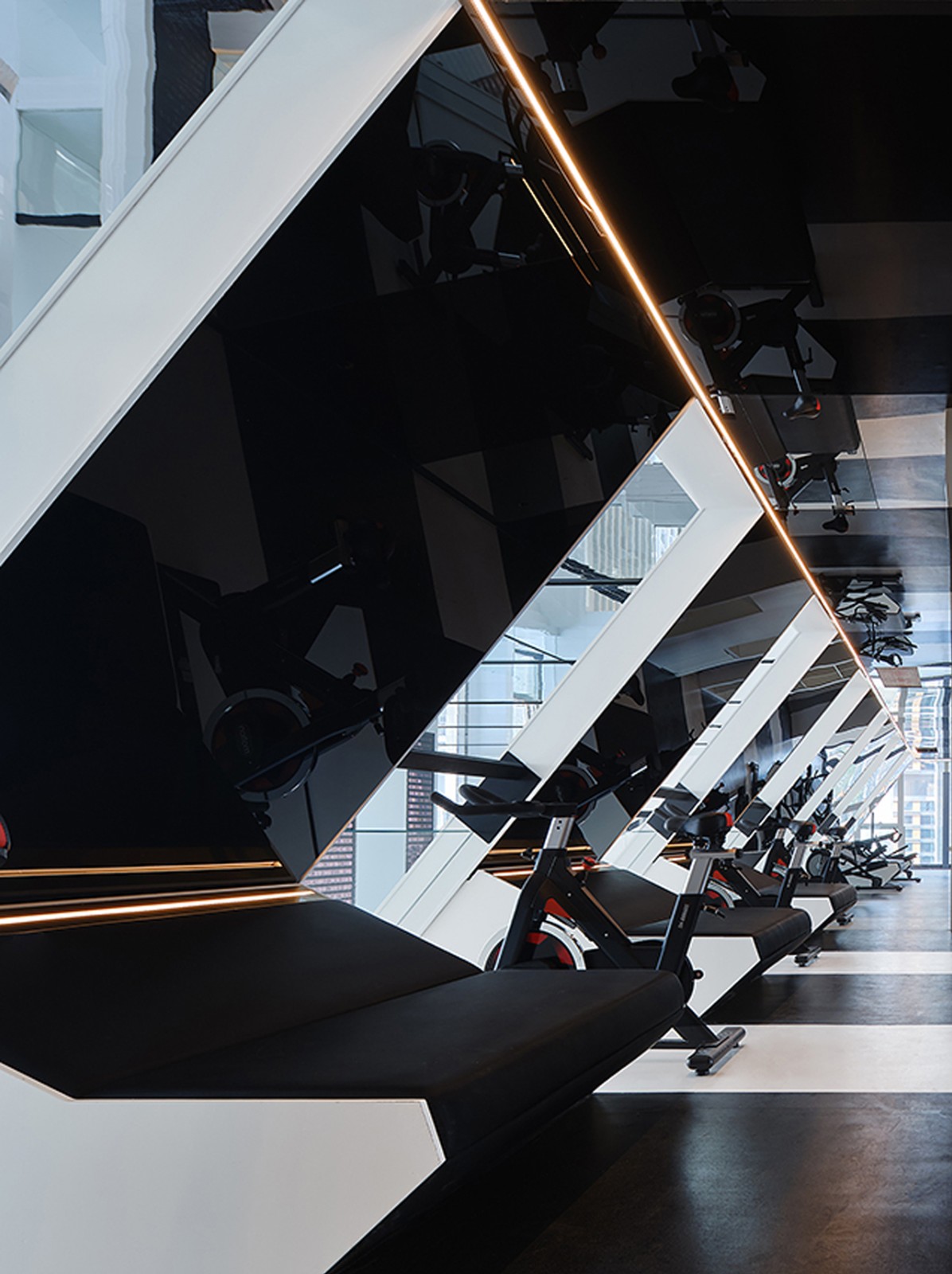 BIM建筑|ISEYA 浮云高空酒店【朝天门旗舰店】/布道空间设计