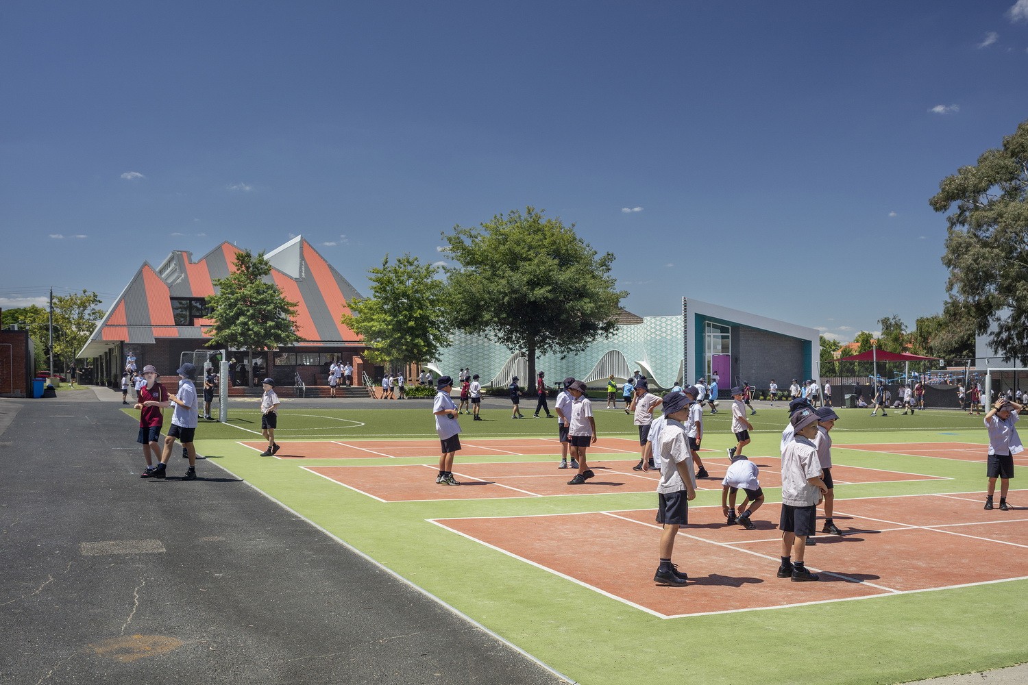 BIM建筑|PEGS文法学校音乐中心 / McBrideCharles Ryan