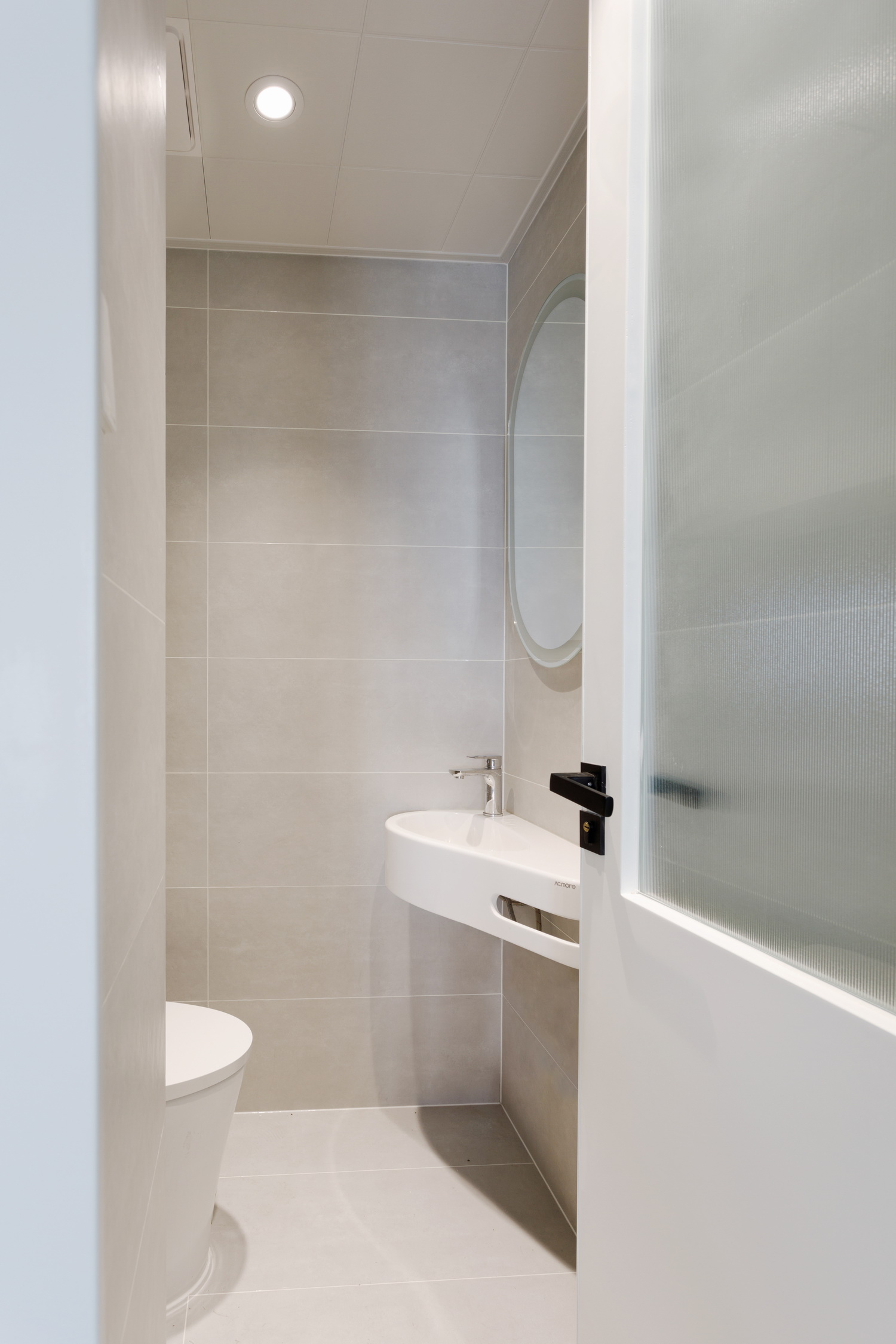 BIM建筑|「 蓝境 」克莱因蓝下的流线型音乐之家/戏构建筑设计工作室