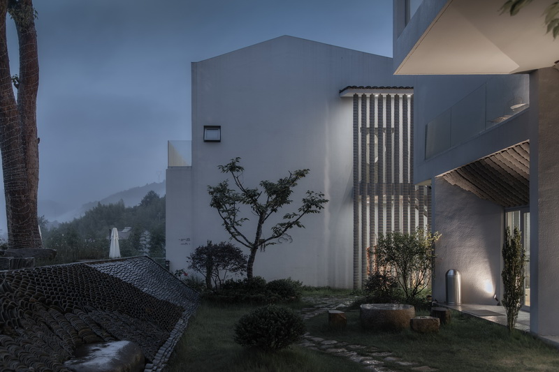 BIM建筑|山涧房 / 来建筑设计工作室