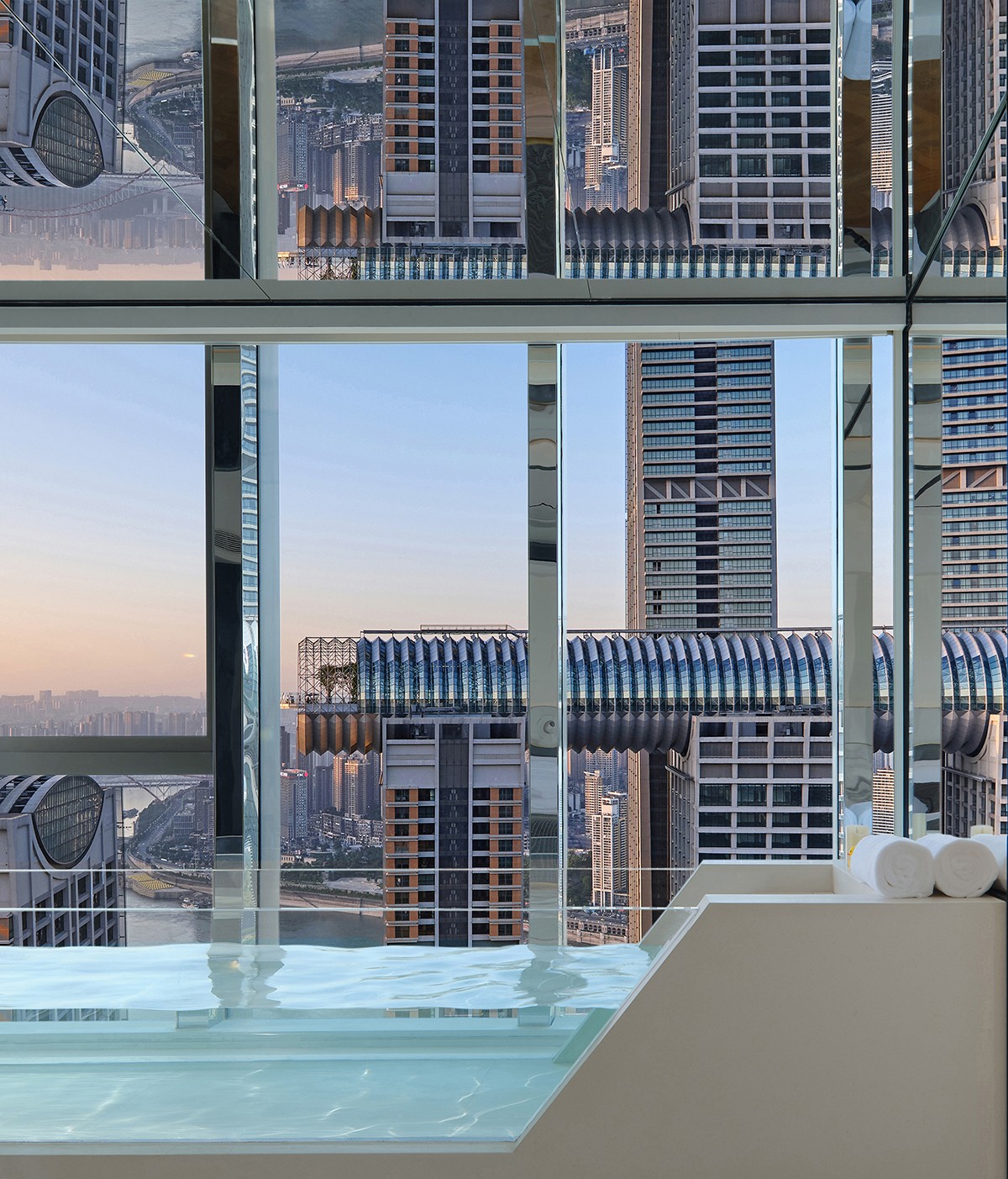 BIM建筑|ISEYA 浮云高空酒店【朝天门旗舰店】/布道空间设计