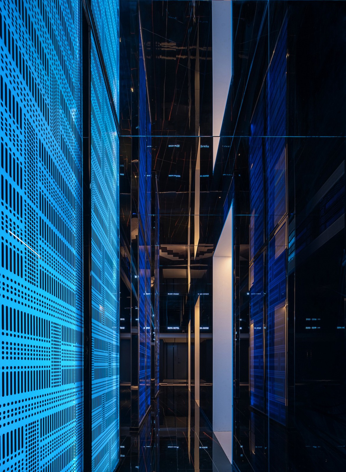 BIM建筑|ISEYA 浮云高空酒店【朝天门旗舰店】/布道空间设计