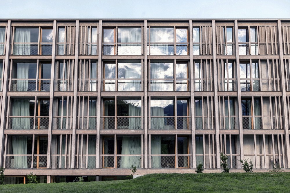 BIM建筑|Bohinj 酒店重建，文脉传承 / OFIS Architects