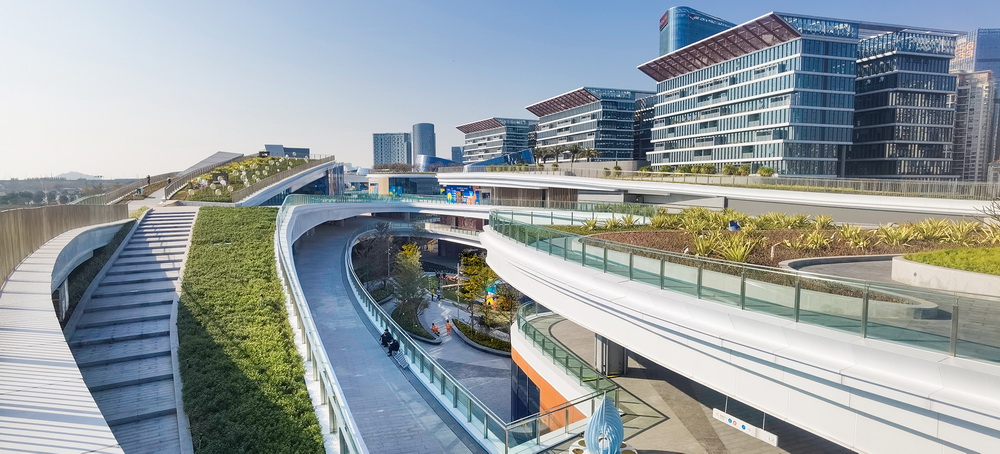 BIM建筑|点亮都市“明珠”：深圳宝安欢乐港湾东岸集群建筑设计 / Laguarda.Low Architects