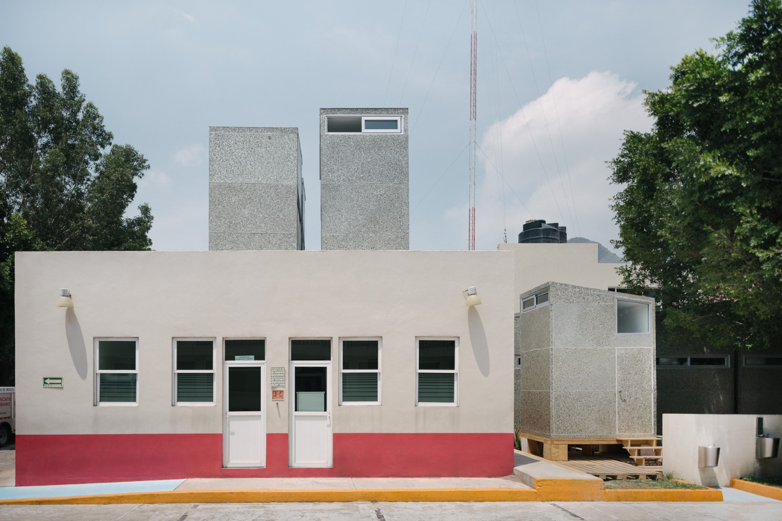 BIM建筑|模块舱体,医护人员临时空间 / Revolution