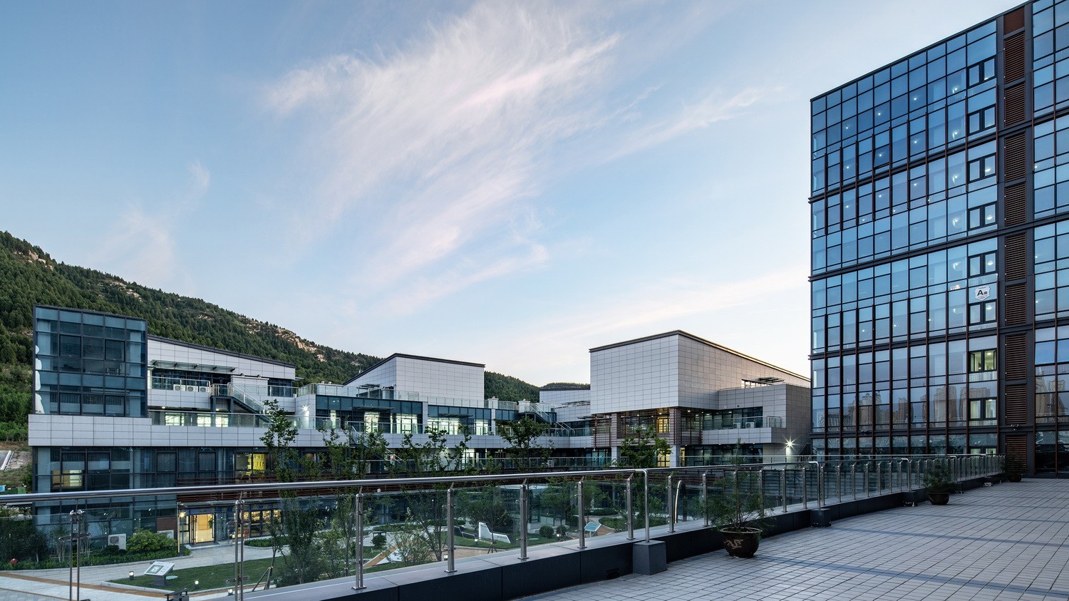 BIM建筑|创新谷里的生活容器/北京龙源科建建筑设计有限公司