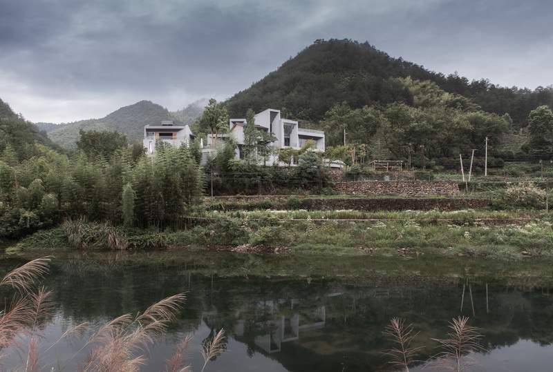 BIM建筑|山涧房 / 来建筑设计工作室