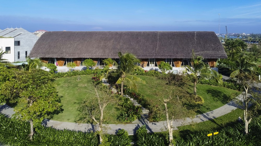 BIM建筑|大跨度拱形竹梁，Casamia 社区之家 / VTN Architects