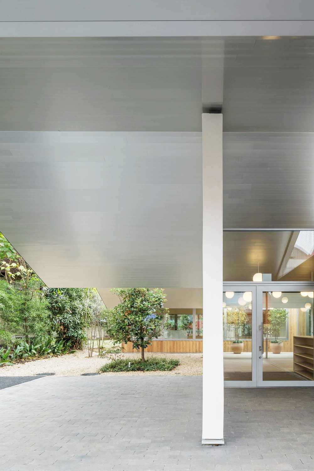 BIM建筑|林中牙医诊所 / Takashige Yamashita Office