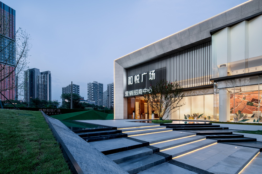 BIM建筑|成都成华和悦广场营销中心 / 汉嘉西南院