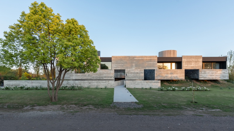 BIM建筑|Mono 住宅 / Patio Estudio