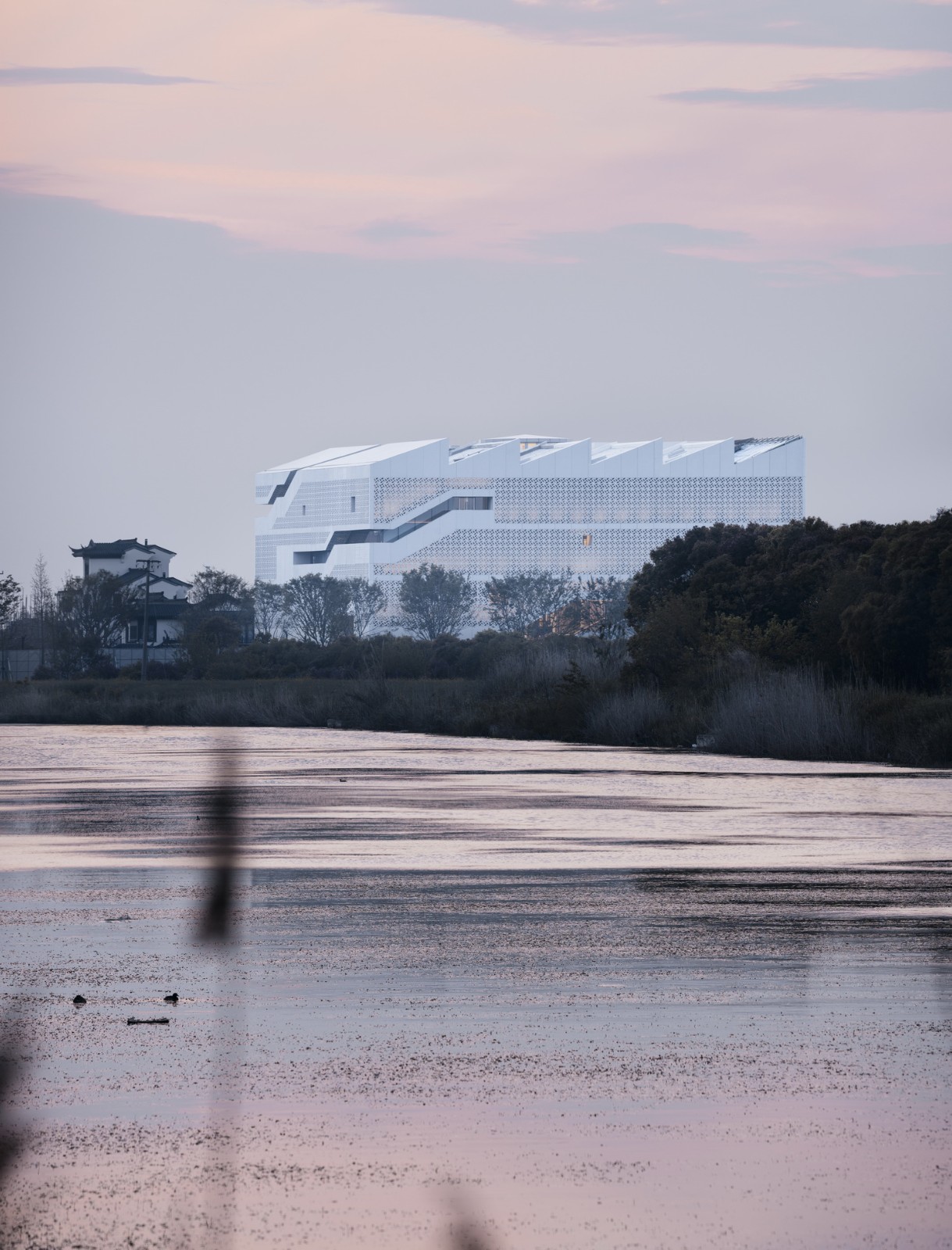 BIM建筑|“方仓圆廪”的田园理想，海门云谷农展馆/gad