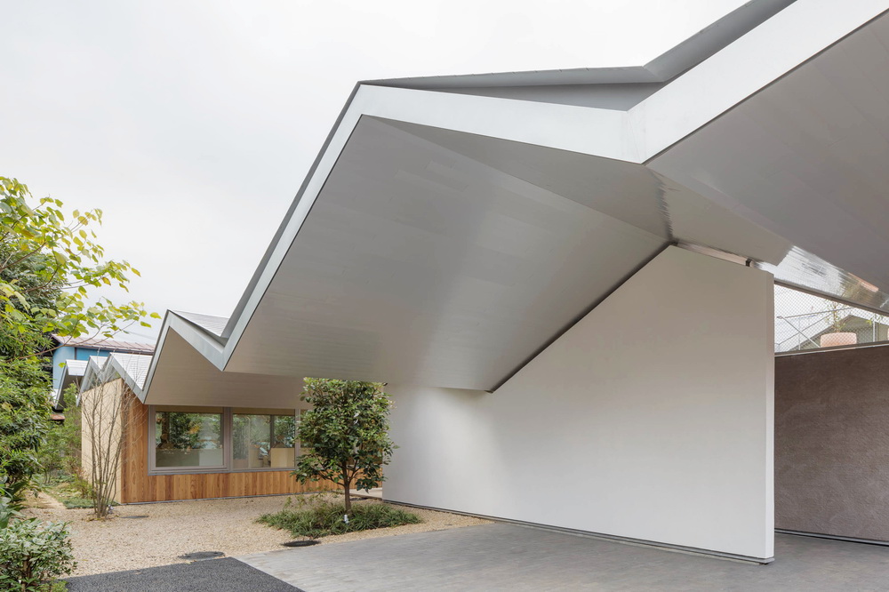 BIM建筑|林中牙医诊所 / Takashige Yamashita Office