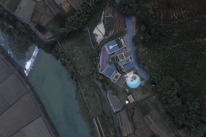 BIM建筑|山涧房 / 来建筑设计工作室