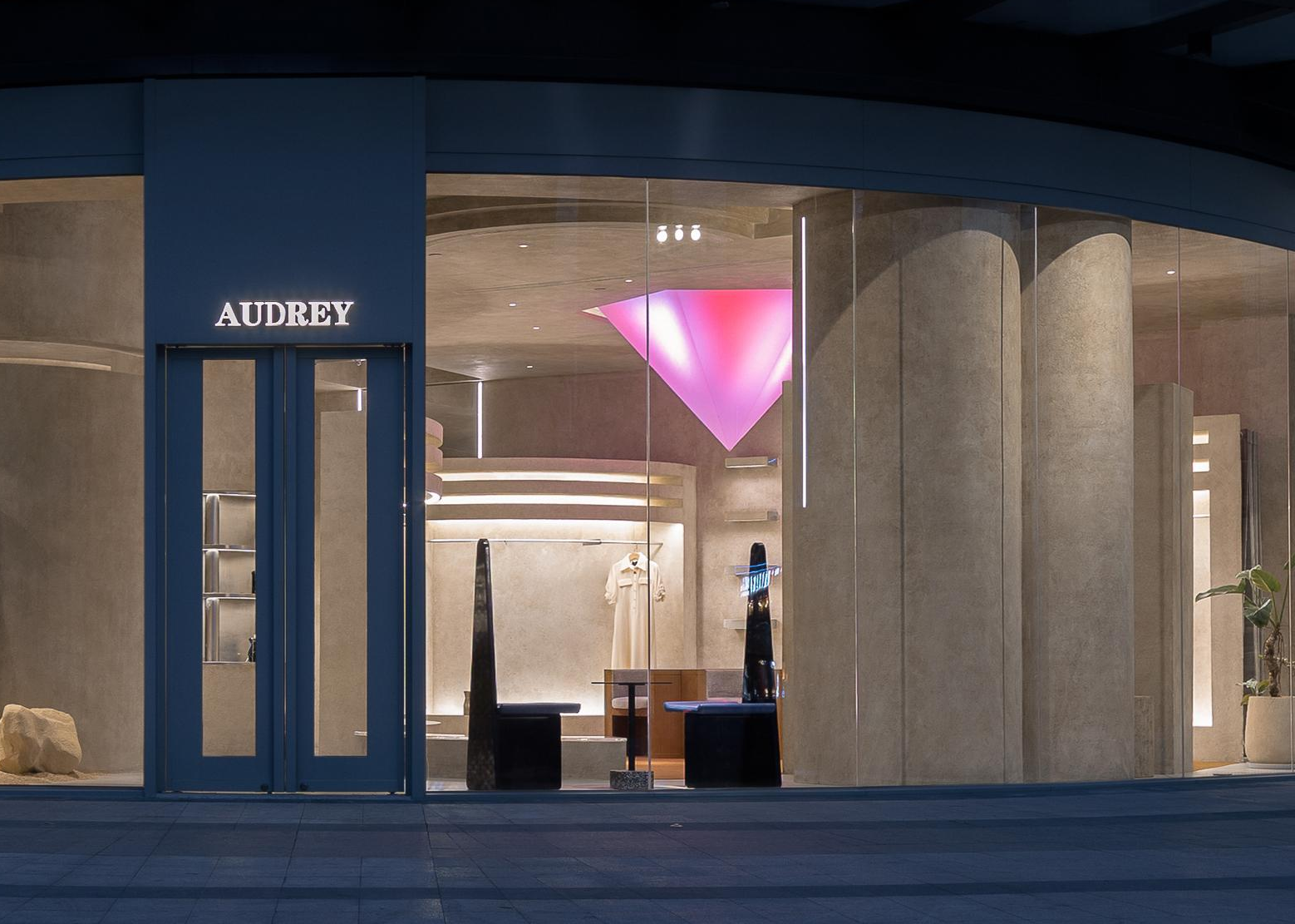 BIM建筑|复古未来主义买手店AUDREY/梁筑设计事务所